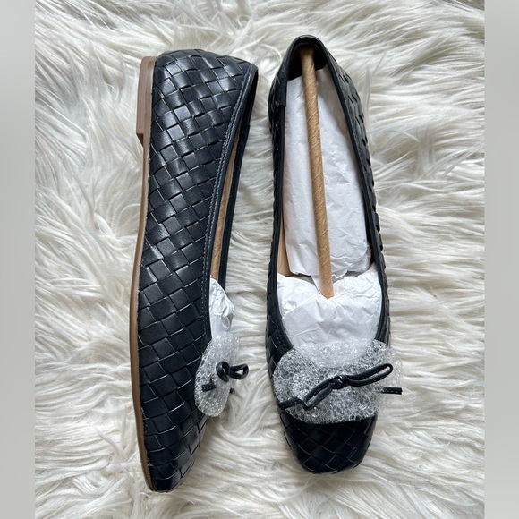 NIB Bernardo Gwynn woven flats - Picture 2 of 7
